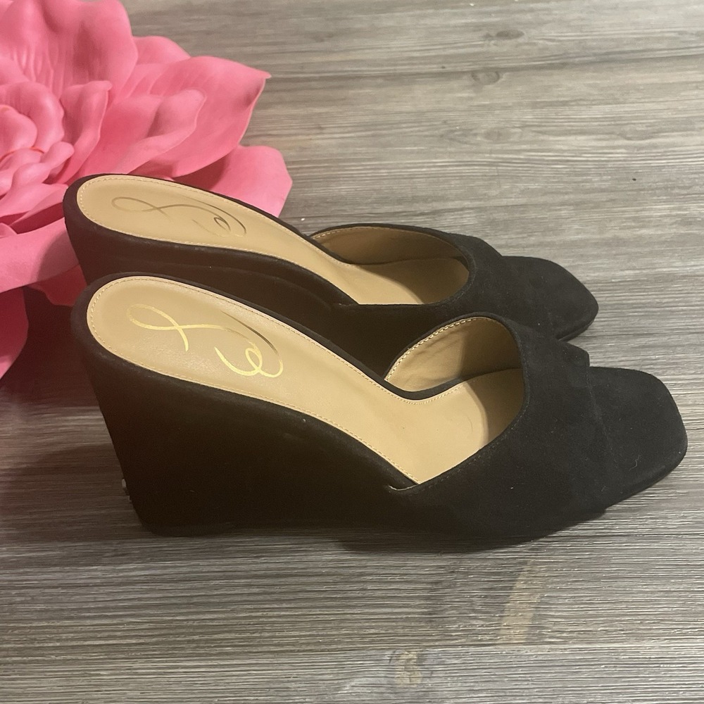 SAM EDELMAN Womens Sz 7.5M Merrick Black Suede Wedge Heeled Sandals Peep Toe